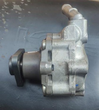 Audi A6 35 TFSI 2013 Power Steering Pump